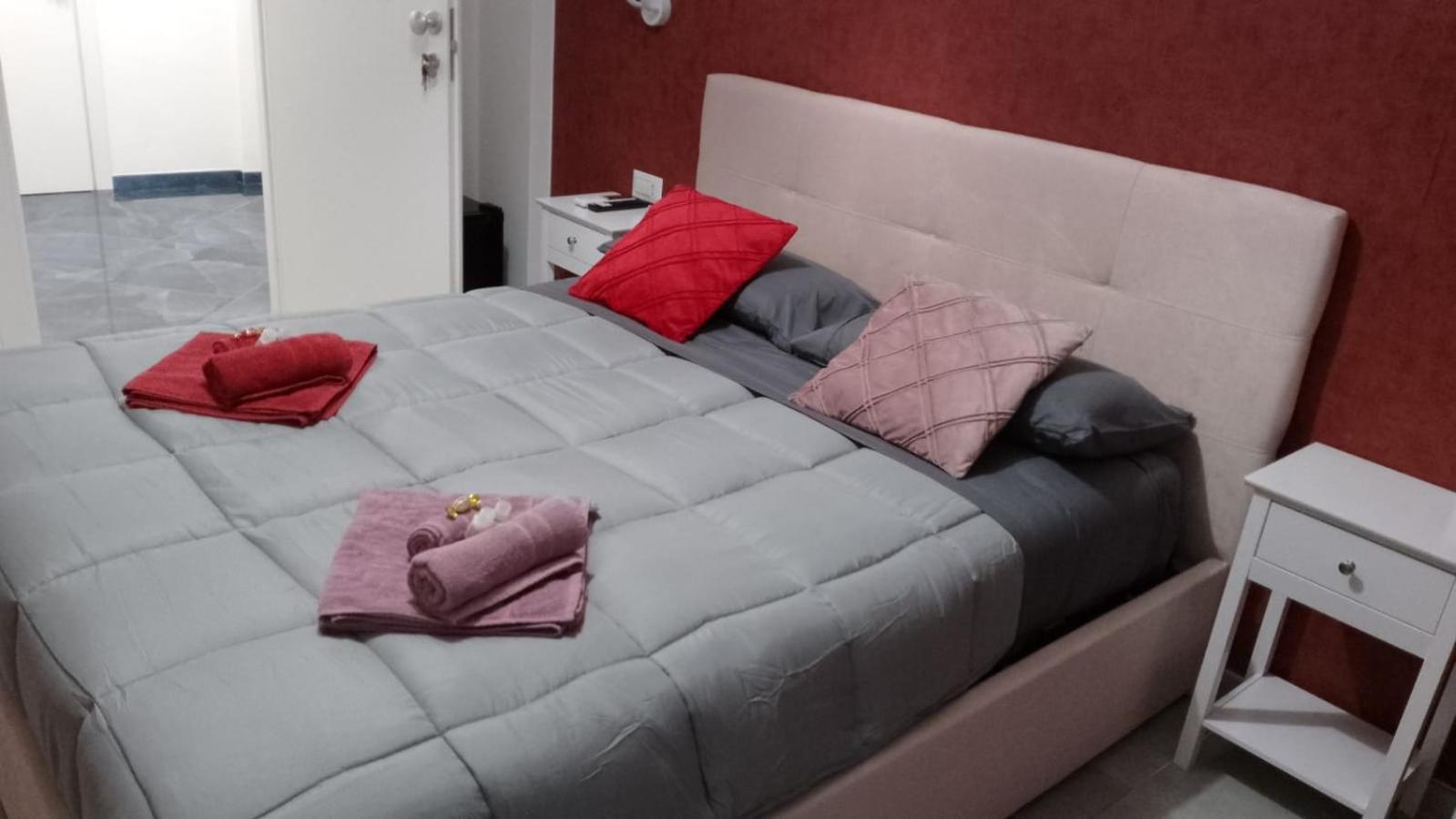 רומא Juno Apartments מראה חיצוני תמונה